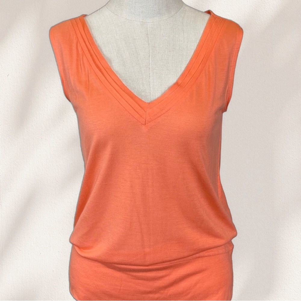 [Banana Republic] - V-Neck Sleeveless Top